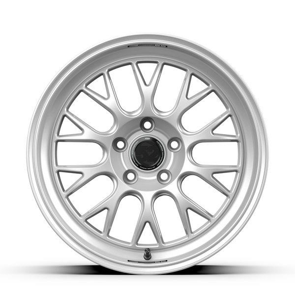 fifteen52 Holeshot RSR 19x9.5 5x112 40mm ET 66.56mm Center Bore Radiant Silver