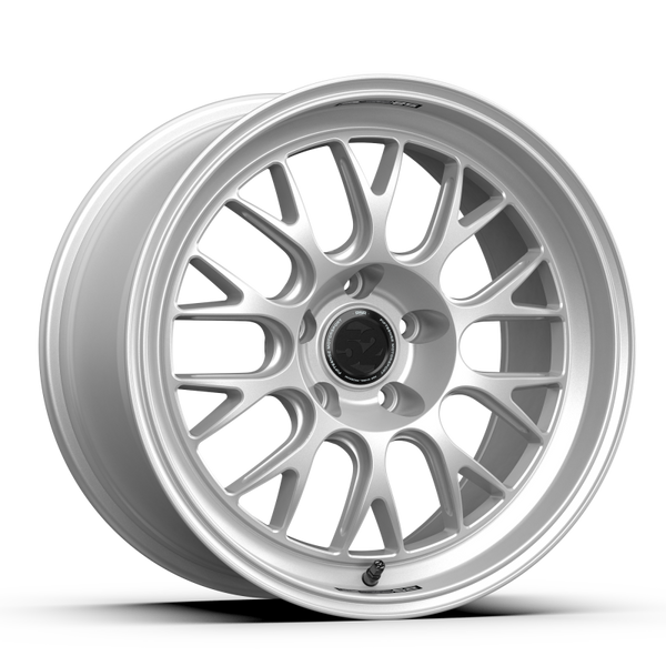 fifteen52 Holeshot RSR 20x11 5x114.3 52mm ET 70.5mm Center Bore Radiant Silver