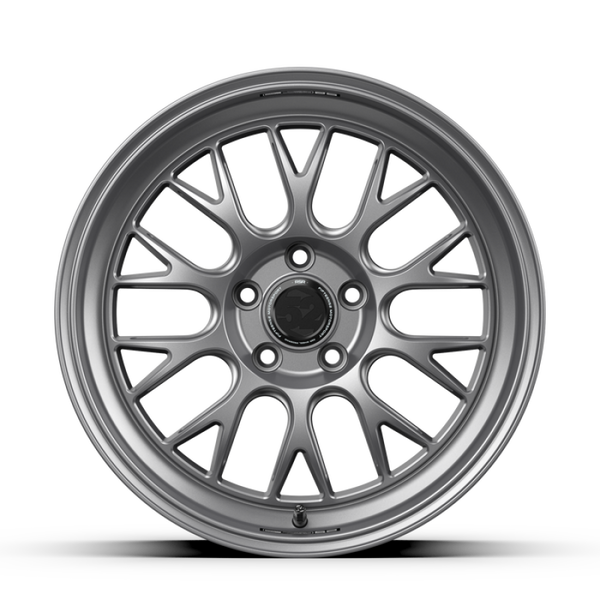 fifteen52 Holeshot RSR 18x9.5 5x114.3 38mm ET 73.1mm Center Bore Matte Titanium