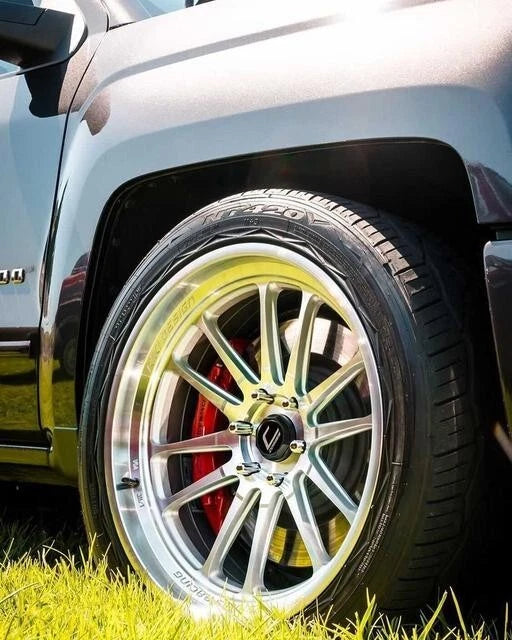 Cosmis Racing XT-206R Silver w/ Machined Face + Lip Wheel 22x10 +0mm 6×139.7 - Complete Set